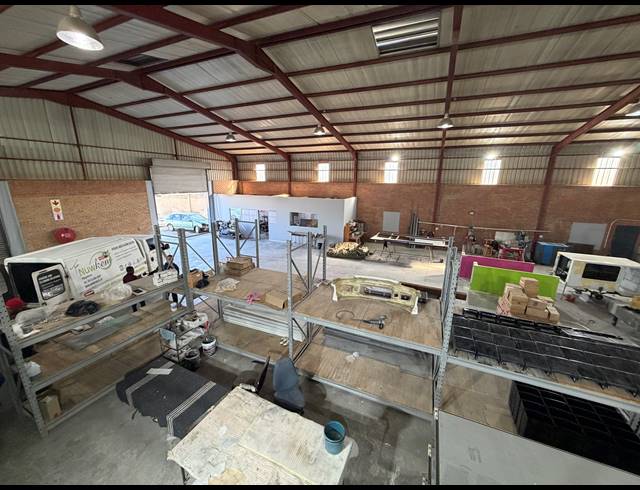 700M² FACTORY TO LET IN ALBERTON NORTH